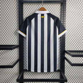 "Camisa Santista Away 23/24 - Torcedor Masculina Preta e Branca - Netmantos"