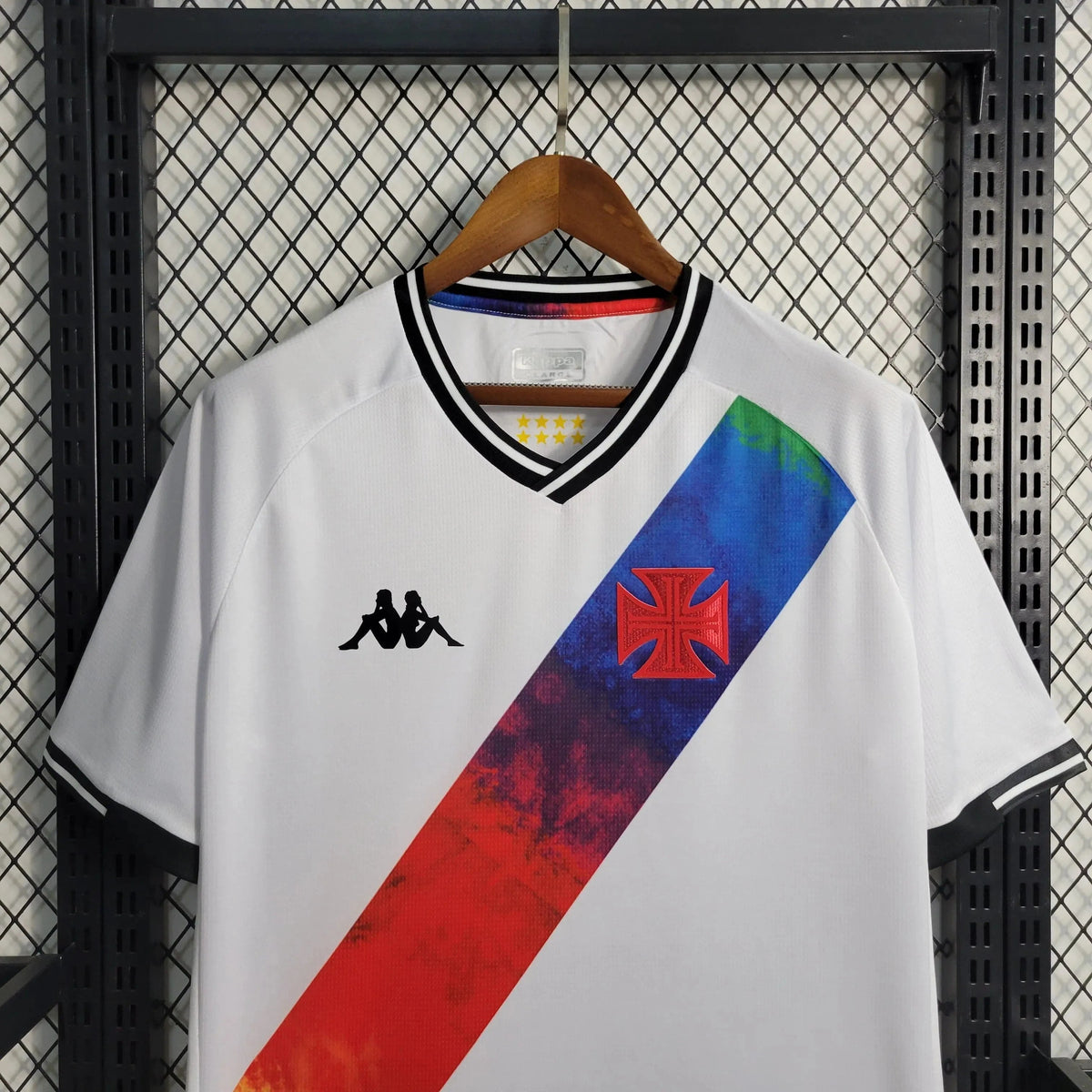 "Camisa Vasco Edição Especial LGBT 21/22 - Torcedor Masculina Branca - Netmantos"