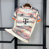 Camisa Bayern Munchen Away 25/26 - Torcedor Masculina Branca e Laranja