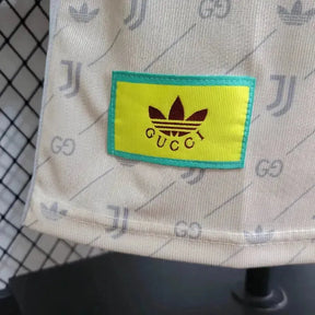 Camisa Juventus Edição Especial Gucci 24/25 - Jogador Masculina Bege - Netmantos