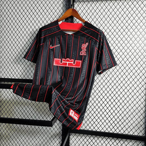 Camisa Liverpool x Lebron James 23/24 - Torcedor Masculina - Netmantos