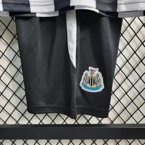 Camisa Newcastle United Home 23/24 - Torcedor Infantil Preta e Branca - Netmantos
