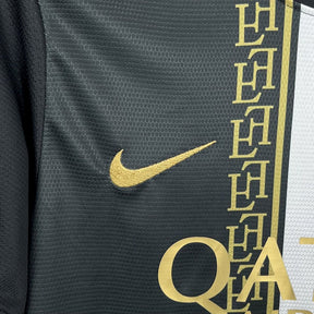 Camisa PSG Edição Especial 25/26 - Torcedor Masculina Preta e Dourada
