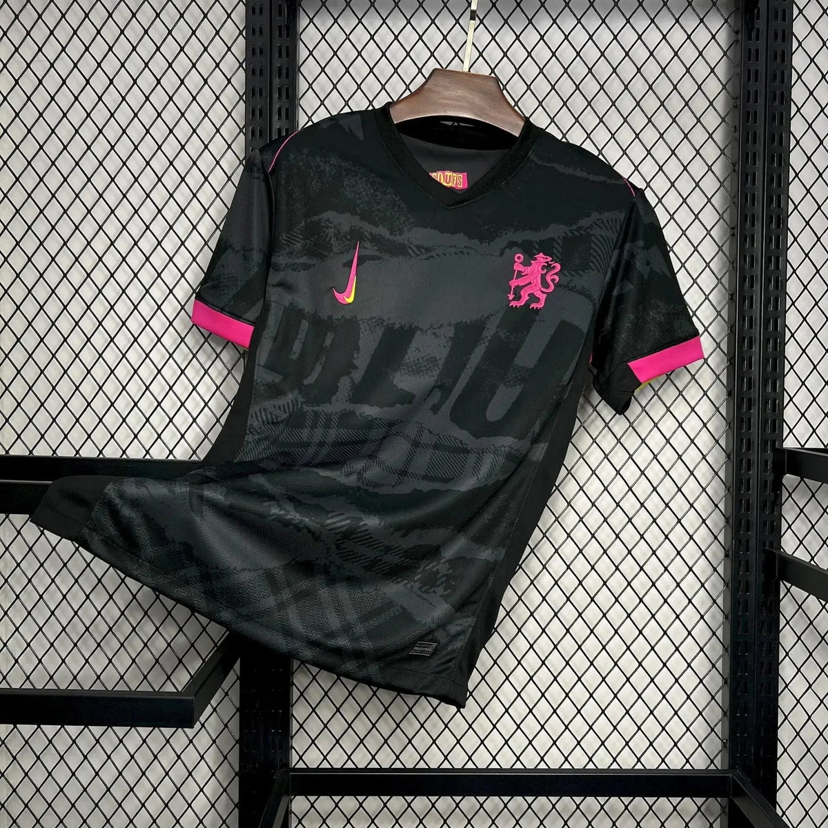 Camisa Chelsea Third Away 24/25 - Torcedor Masculina Preta e Rosa - Netmantos