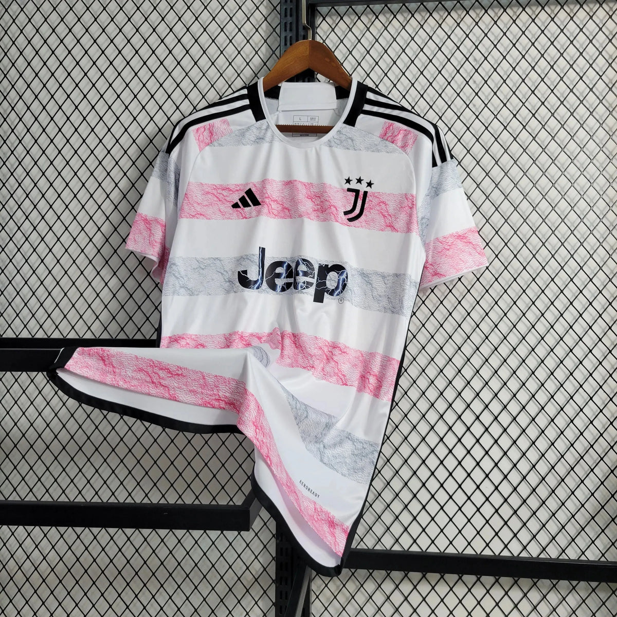 Camisa Juventus Away 23/24 - Torcedor Masculina Branca e Rosa - Netmantos