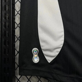 Camisa Real Madrid Retrô Third Away 2006/07 - Torcedor Masculina Preta - Netmantos