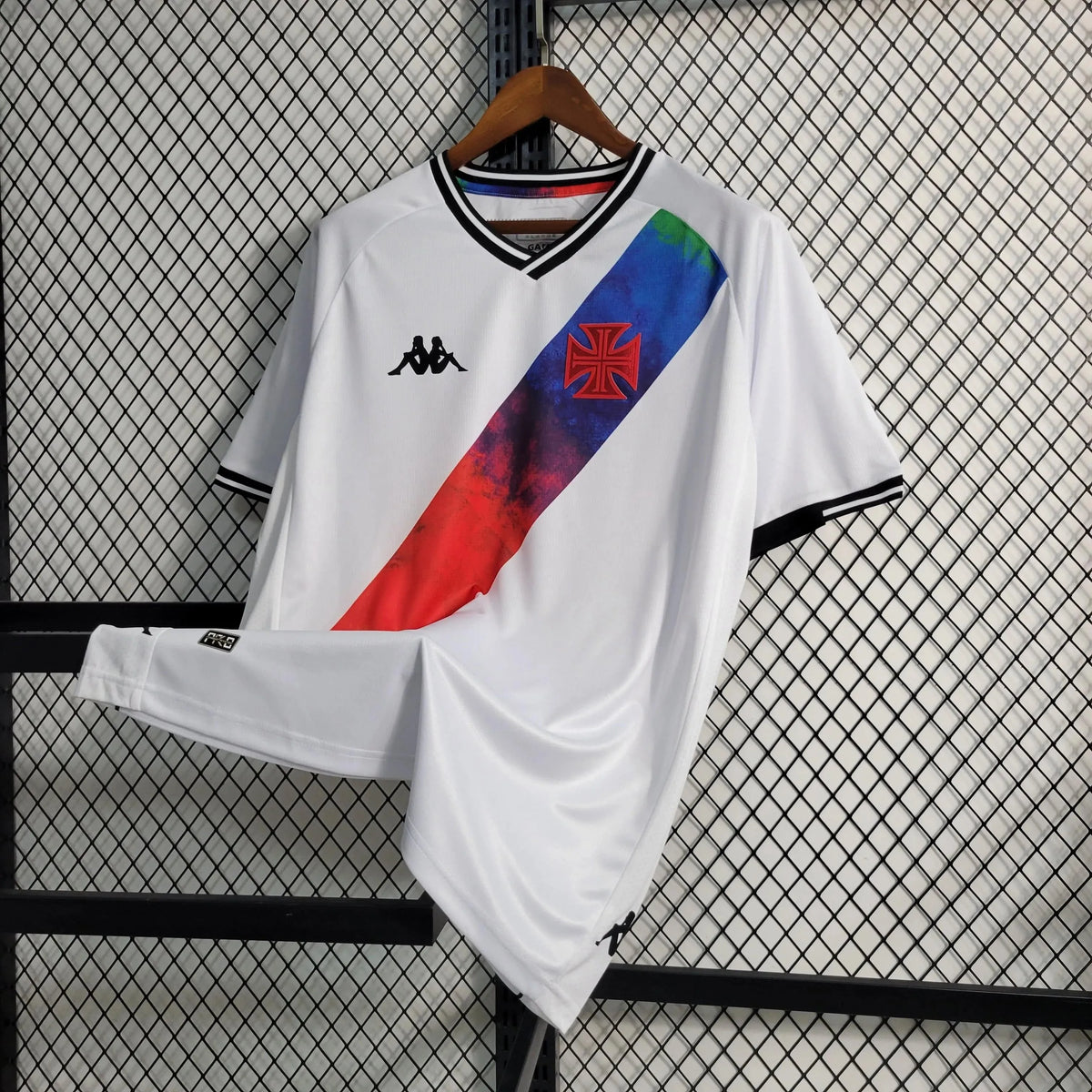 Camisa Vasco Edição Especial LGBT 21/22 - Torcedor Masculina Branca - Netmantos